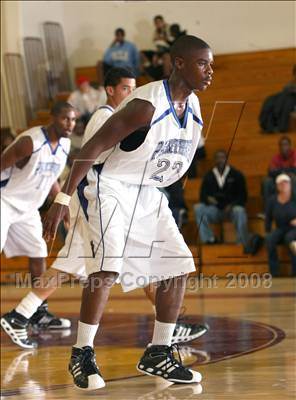 Thumbnail 3 in Diamond Ranch vs. Hoover (Johnnie Cochran Classic) photogallery.