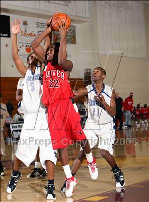 Thumbnail 2 in Diamond Ranch vs. Hoover (Johnnie Cochran Classic) photogallery.