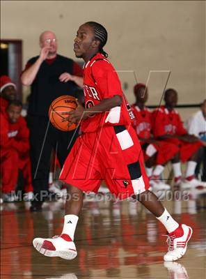 Thumbnail 1 in Diamond Ranch vs. Hoover (Johnnie Cochran Classic) photogallery.