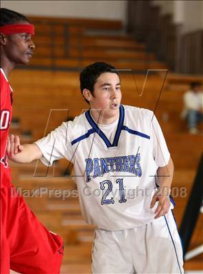 Thumbnail 2 in Diamond Ranch vs. Hoover (Johnnie Cochran Classic) photogallery.