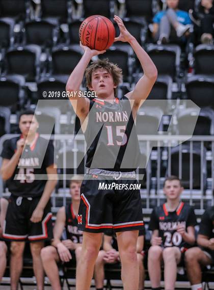Thumbnail 1 in Norman @ Mustang photogallery.