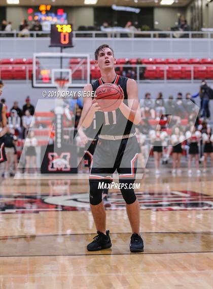 Thumbnail 3 in Norman @ Mustang photogallery.