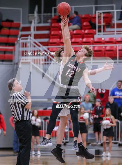 Thumbnail 2 in Norman @ Mustang photogallery.