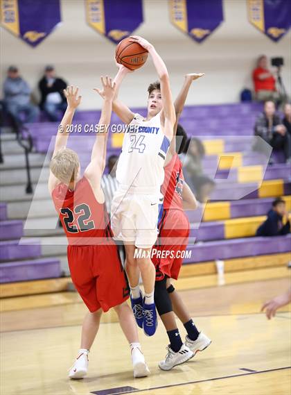 Thumbnail 3 in Brentwood Academy vs. Macon County photogallery.