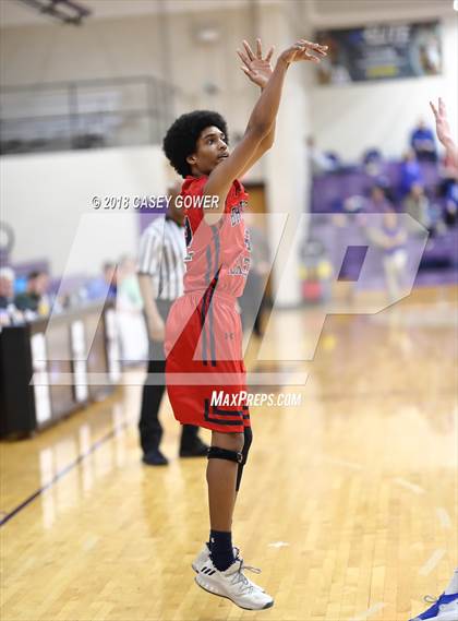 Thumbnail 1 in Brentwood Academy vs. Macon County photogallery.