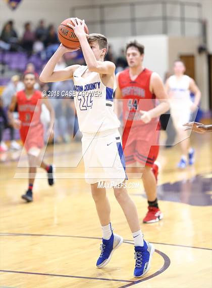 Thumbnail 3 in Brentwood Academy vs. Macon County photogallery.