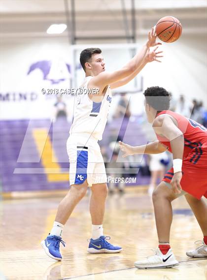 Thumbnail 3 in Brentwood Academy vs. Macon County photogallery.
