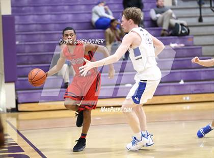 Thumbnail 2 in Brentwood Academy vs. Macon County photogallery.