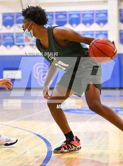 Thumbnail 2 in Chaparral vs. George Washington (Cherry Creek Holiday Classic) photogallery.