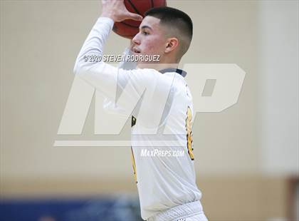 Thumbnail 2 in Franklin @ Gregori photogallery.