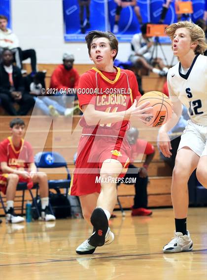 Thumbnail 3 in Lejeune @ Swansboro photogallery.
