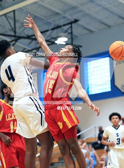 Thumbnail 1 in Lejeune @ Swansboro photogallery.