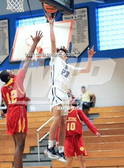 Thumbnail 2 in Lejeune @ Swansboro photogallery.