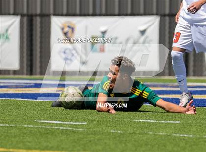 Thumbnail 3 in Longview vs. Wakeland (UIL 5A Region II Finals) photogallery.
