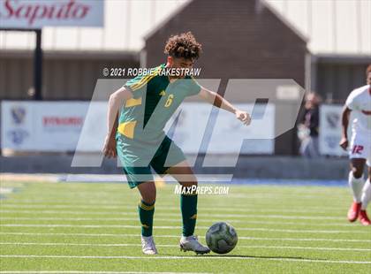 Thumbnail 1 in Longview vs. Wakeland (UIL 5A Region II Finals) photogallery.