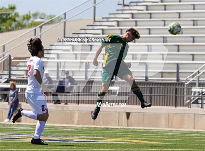 Thumbnail 1 in Longview vs. Wakeland (UIL 5A Region II Finals) photogallery.