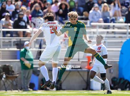 Thumbnail 1 in Longview vs. Wakeland (UIL 5A Region II Finals) photogallery.