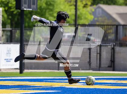 Thumbnail 2 in Longview vs. Wakeland (UIL 5A Region II Finals) photogallery.