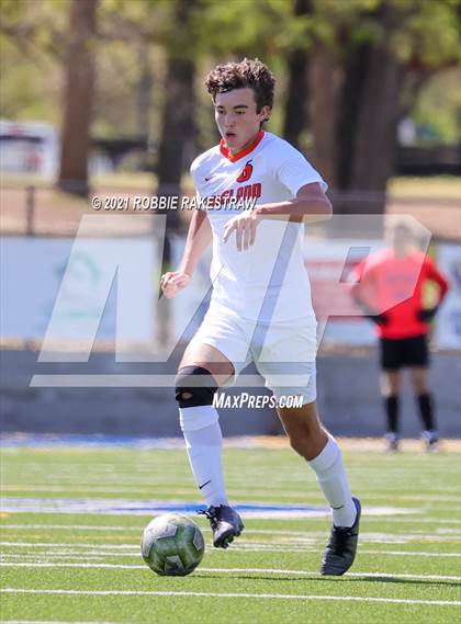 Thumbnail 3 in Longview vs. Wakeland (UIL 5A Region II Finals) photogallery.