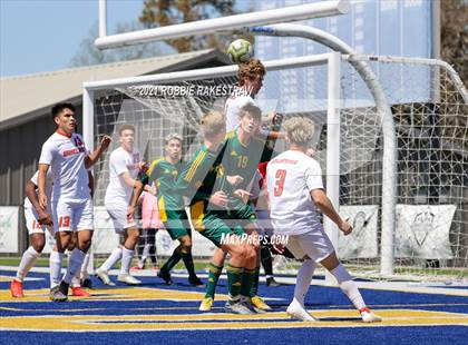 Thumbnail 2 in Longview vs. Wakeland (UIL 5A Region II Finals) photogallery.