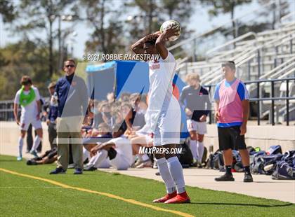 Thumbnail 2 in Longview vs. Wakeland (UIL 5A Region II Finals) photogallery.