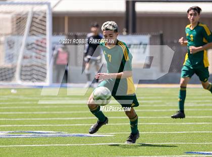 Thumbnail 3 in Longview vs. Wakeland (UIL 5A Region II Finals) photogallery.