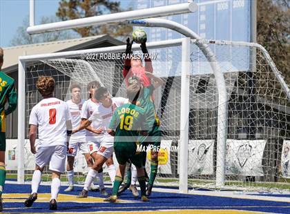 Thumbnail 2 in Longview vs. Wakeland (UIL 5A Region II Finals) photogallery.