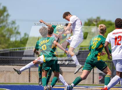 Thumbnail 1 in Longview vs. Wakeland (UIL 5A Region II Finals) photogallery.