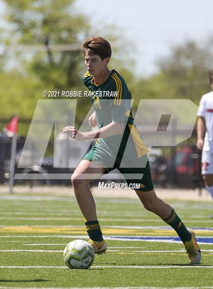 Thumbnail 2 in Longview vs. Wakeland (UIL 5A Region II Finals) photogallery.
