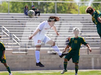 Thumbnail 1 in Longview vs. Wakeland (UIL 5A Region II Finals) photogallery.