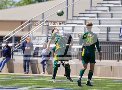 Thumbnail 3 in Longview vs. Wakeland (UIL 5A Region II Finals) photogallery.