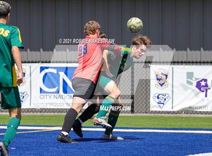Thumbnail 2 in Longview vs. Wakeland (UIL 5A Region II Finals) photogallery.