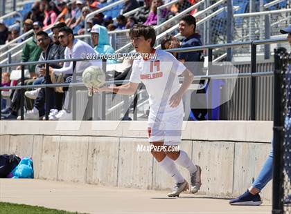 Thumbnail 3 in Longview vs. Wakeland (UIL 5A Region II Finals) photogallery.