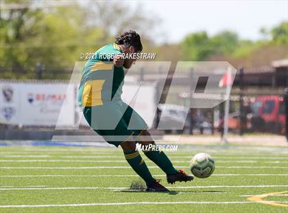 Thumbnail 1 in Longview vs. Wakeland (UIL 5A Region II Finals) photogallery.