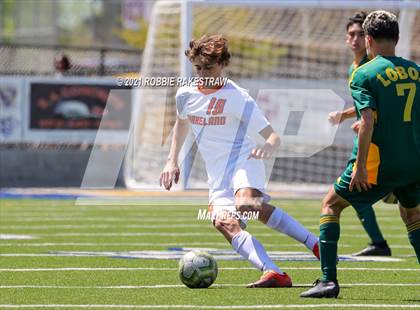 Thumbnail 2 in Longview vs. Wakeland (UIL 5A Region II Finals) photogallery.