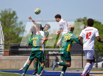 Thumbnail 3 in Longview vs. Wakeland (UIL 5A Region II Finals) photogallery.