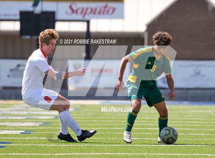 Thumbnail 3 in Longview vs. Wakeland (UIL 5A Region II Finals) photogallery.