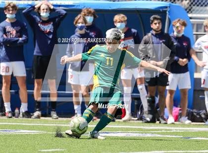 Thumbnail 3 in Longview vs. Wakeland (UIL 5A Region II Finals) photogallery.