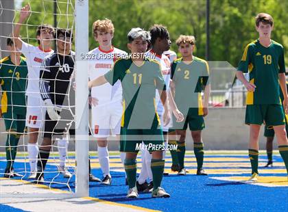 Thumbnail 3 in Longview vs. Wakeland (UIL 5A Region II Finals) photogallery.