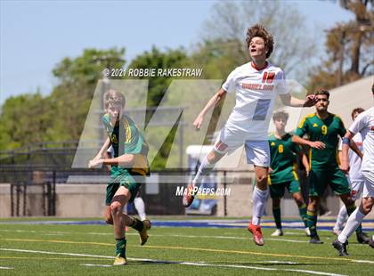 Thumbnail 2 in Longview vs. Wakeland (UIL 5A Region II Finals) photogallery.