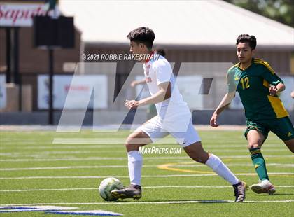 Thumbnail 1 in Longview vs. Wakeland (UIL 5A Region II Finals) photogallery.