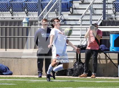 Thumbnail 3 in Longview vs. Wakeland (UIL 5A Region II Finals) photogallery.