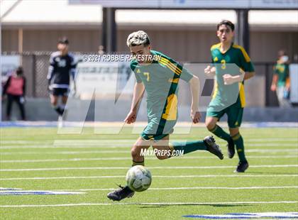 Thumbnail 1 in Longview vs. Wakeland (UIL 5A Region II Finals) photogallery.