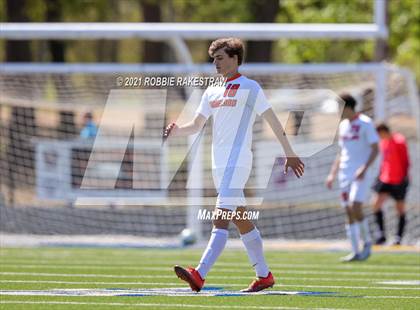 Thumbnail 2 in Longview vs. Wakeland (UIL 5A Region II Finals) photogallery.