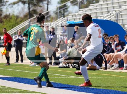 Thumbnail 1 in Longview vs. Wakeland (UIL 5A Region II Finals) photogallery.