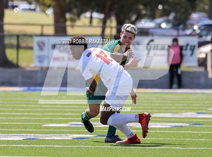 Thumbnail 1 in Longview vs. Wakeland (UIL 5A Region II Finals) photogallery.