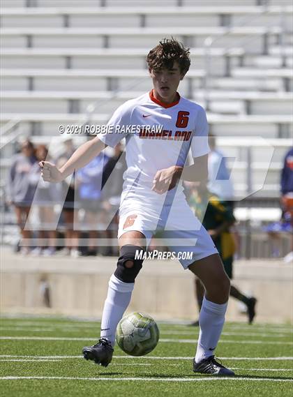 Thumbnail 1 in Longview vs. Wakeland (UIL 5A Region II Finals) photogallery.