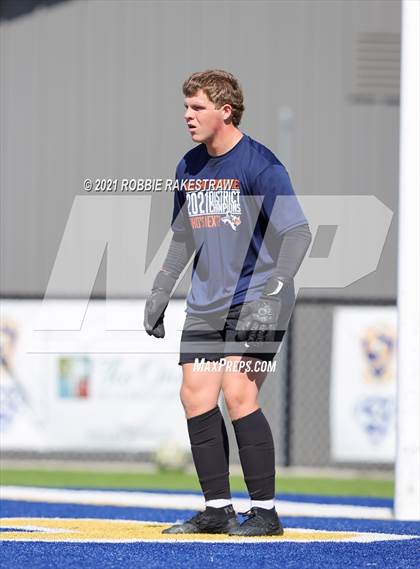 Thumbnail 1 in Longview vs. Wakeland (UIL 5A Region II Finals) photogallery.