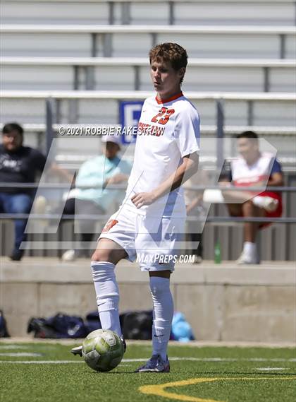 Thumbnail 3 in Longview vs. Wakeland (UIL 5A Region II Finals) photogallery.
