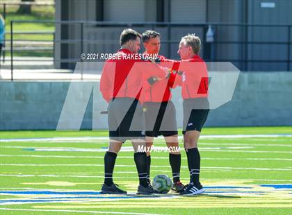 Thumbnail 3 in Longview vs. Wakeland (UIL 5A Region II Finals) photogallery.
